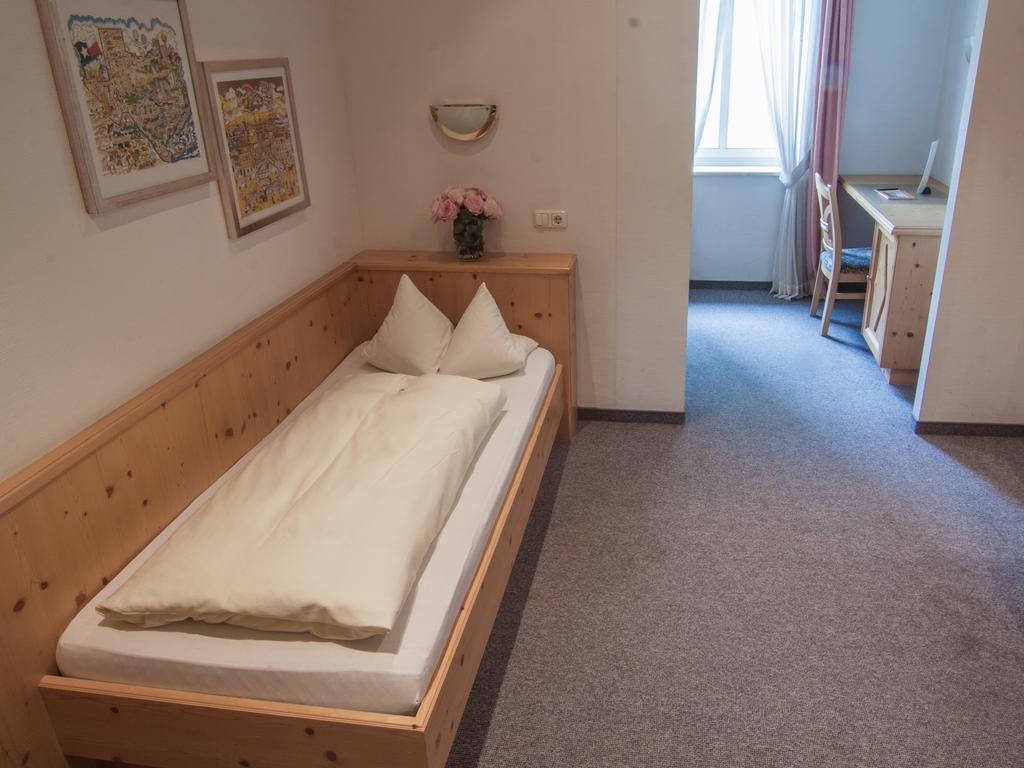 פירסטנפלדברוק Hotel Hartmann חדר תמונה